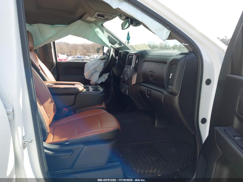 2GC4YME72R1244905 2024 CHEVROLET SILVERADO photo no. 5