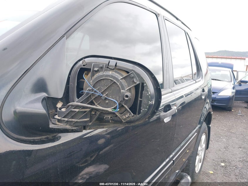 1999 Mercedes-Benz Ml 430 VIN: 4JGAB72E0XA125841 Lot: 43701230