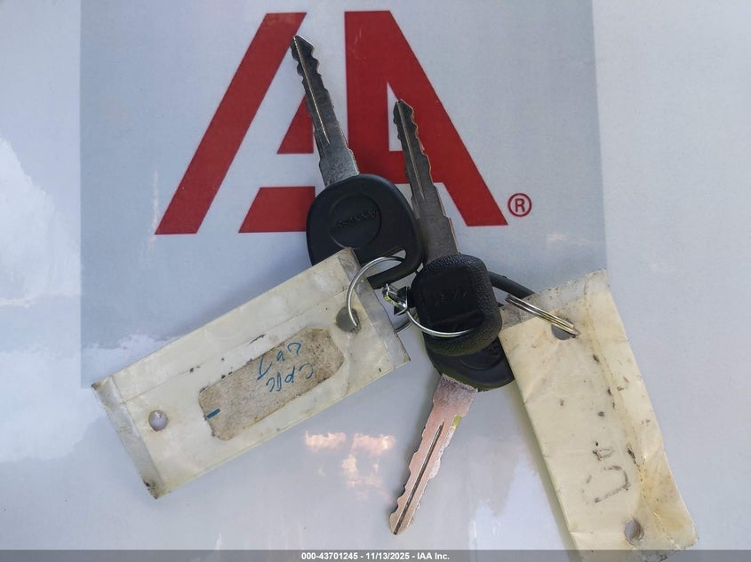 2000 Chevrolet Express VIN: 1GCGG25R2Y1101706 Lot: 43701245