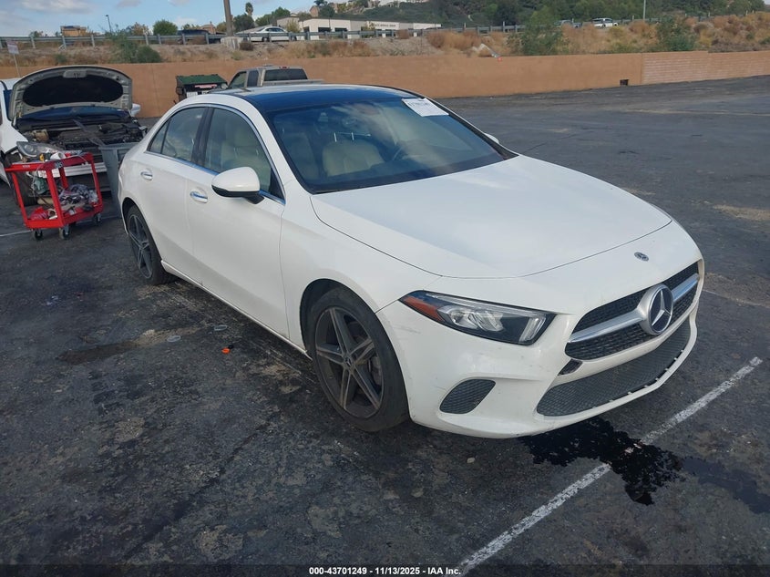MERCEDES-BENZ A-CLASS 4MATIC