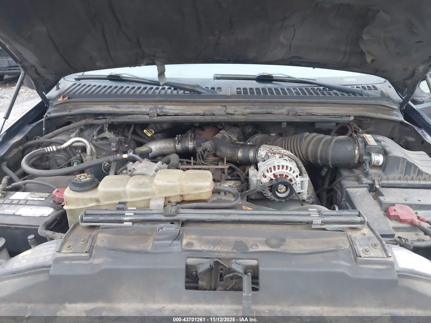 2002 Ford F-550 Xl/Xlt VIN: 1FDAF57F42EA29142 Lot: 43701261