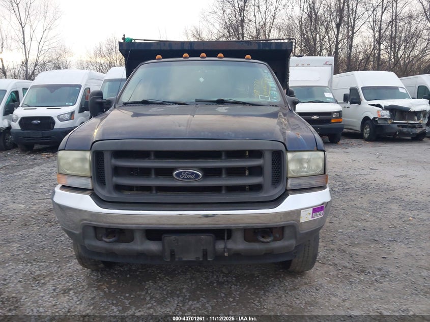 2002 Ford F-550 Xl/Xlt VIN: 1FDAF57F42EA29142 Lot: 43701261