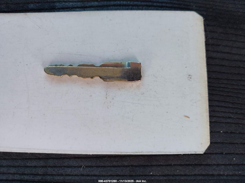 2011 Mazda Cx-7 I Sport VIN: JM3ER2B50B0381360 Lot: 43701280