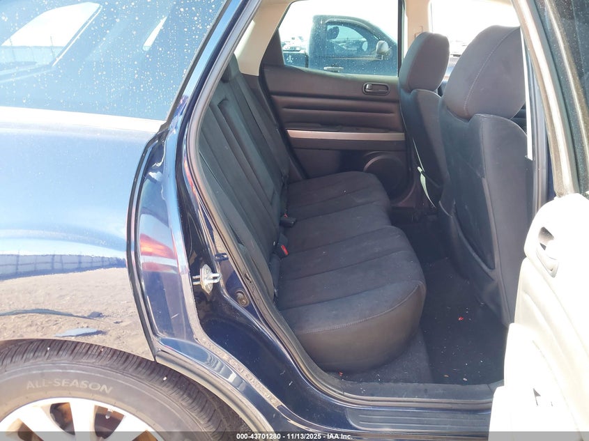 2011 Mazda Cx-7 I Sport VIN: JM3ER2B50B0381360 Lot: 43701280