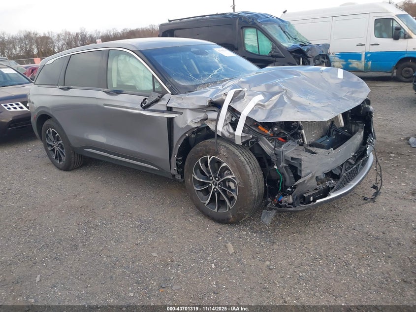 LINCOLN NAUTILUS PREMIERE