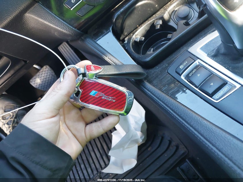 2013 BMW 535I VIN: WBAFR7C56DC827762 Lot: 43701336