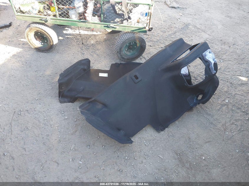 2013 BMW 535I VIN: WBAFR7C56DC827762 Lot: 43701336