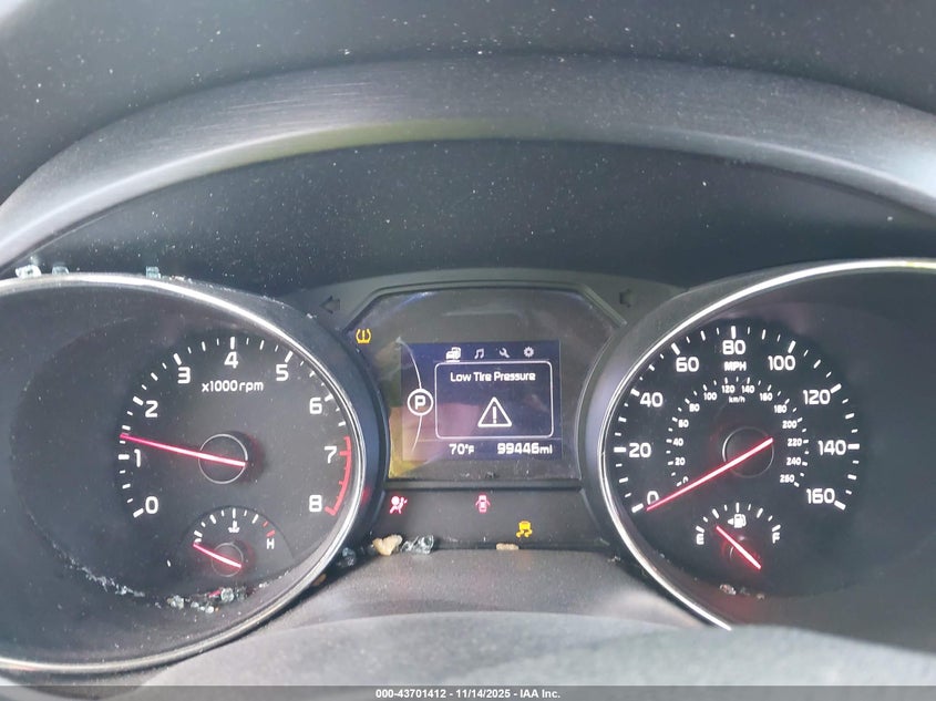 2017 Kia Sedona Lx VIN: KNDMB5C14H6327345 Lot: 43701412