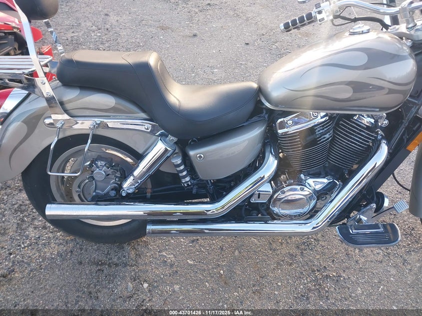 2002 Honda Vt1100 C2 VIN: 1HFSC43072A204624 Lot: 43701426