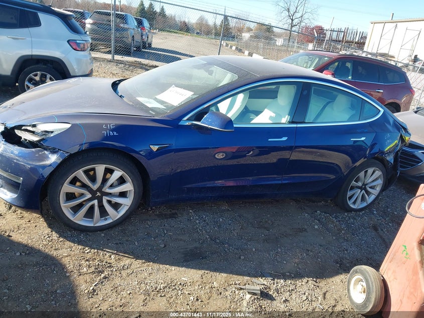 2020 Tesla Model 3 Long Range VIN: 5YJ3E1EB2LF547050 Lot: 43701443