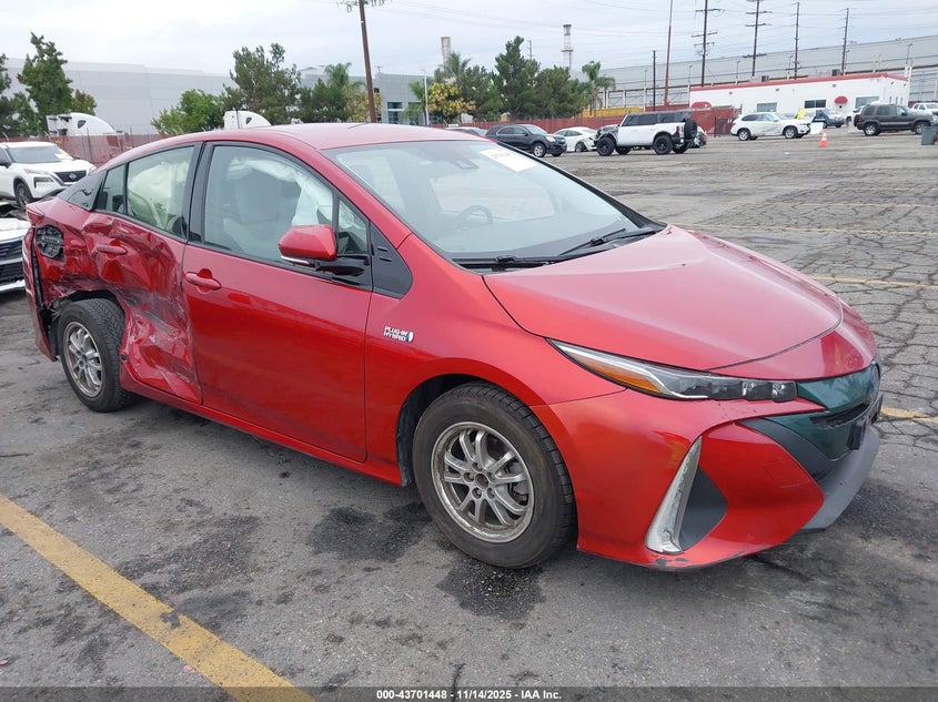 2017 TOYOTA PRIUS PRIME PLUS - JTDKARFP2H3003894