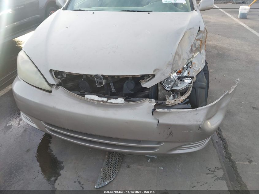 2002 Toyota Camry Le V6 VIN: 4T1BF30K42U016106 Lot: 43701449