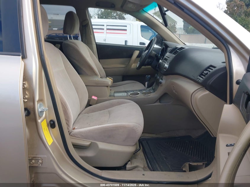JTEDS41A682003054 2008 TOYOTA HIGHLANDER photo no. 5