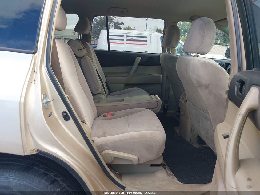 JTEDS41A682003054 2008 TOYOTA HIGHLANDER photo no. 8