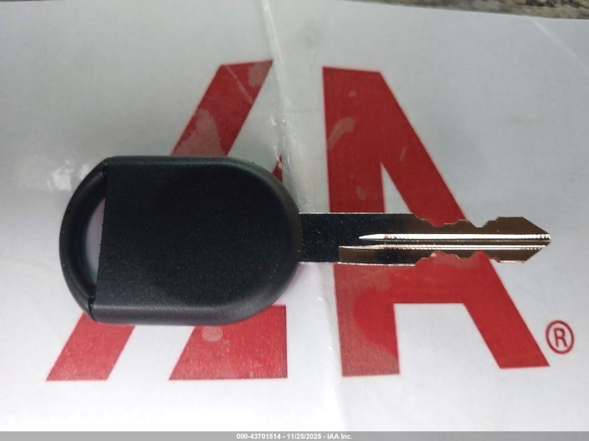 2000 Ford Expedition Xlt VIN: 1FMRU1564YLC44402 Lot: 43701514