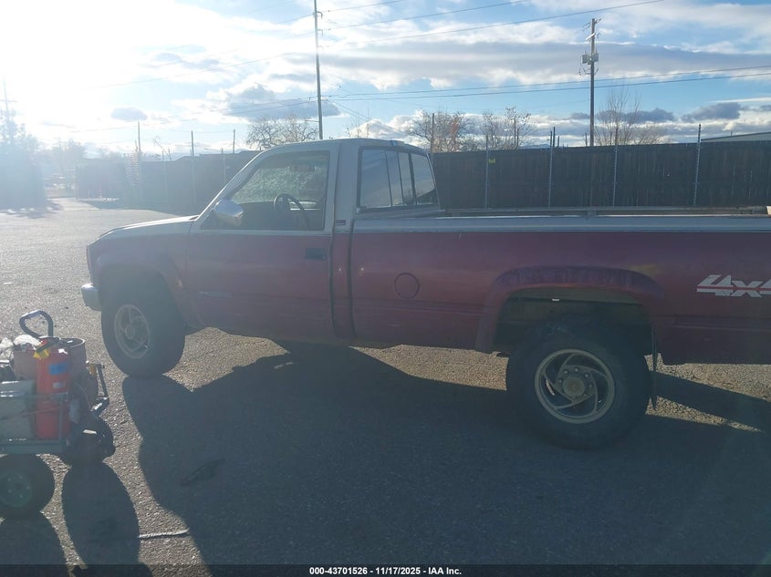1991 GMC Sierra K2500 VIN: 1GTGK24N2ME511003 Lot: 43701526