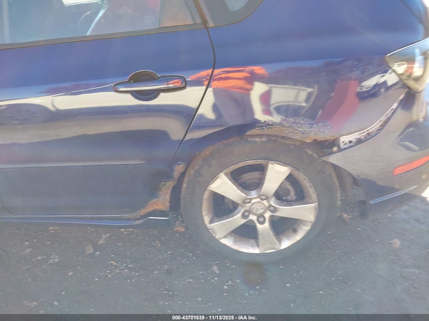 2005 Mazda Mazda3 S VIN: JM1BK343851243906 Lot: 43701539