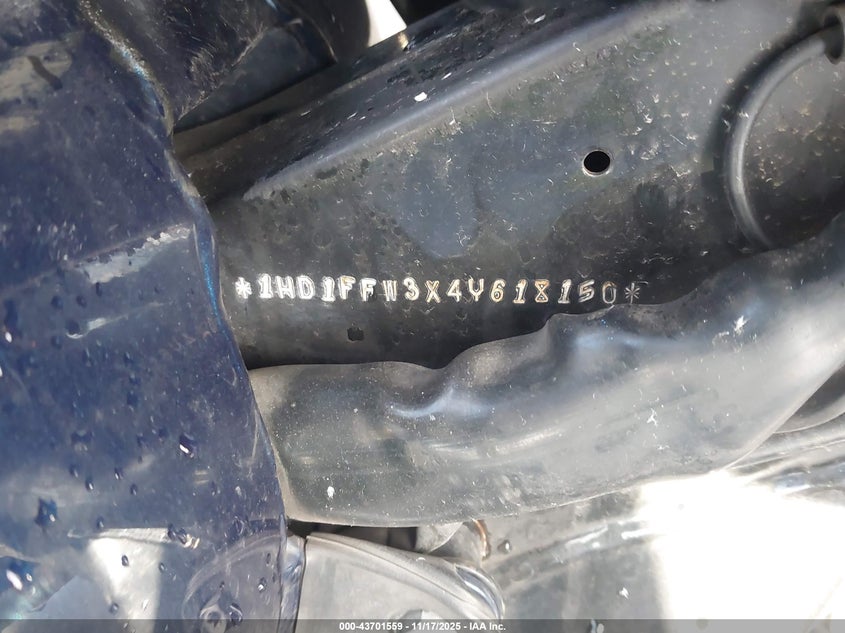 2004 Harley-Davidson Flhtci VIN: 1HD1FFW3X4Y618150 Lot: 43701559