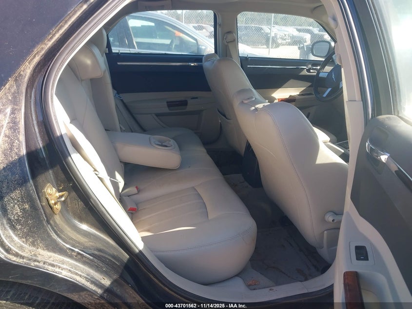 2006 Chrysler 300C VIN: 2C3LA63H66H309589 Lot: 43701562