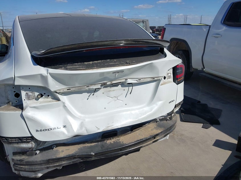 2016 Tesla Model X 60D/70D/75D/90D VIN: 5YJXCAE21GF002129 Lot: 43701563