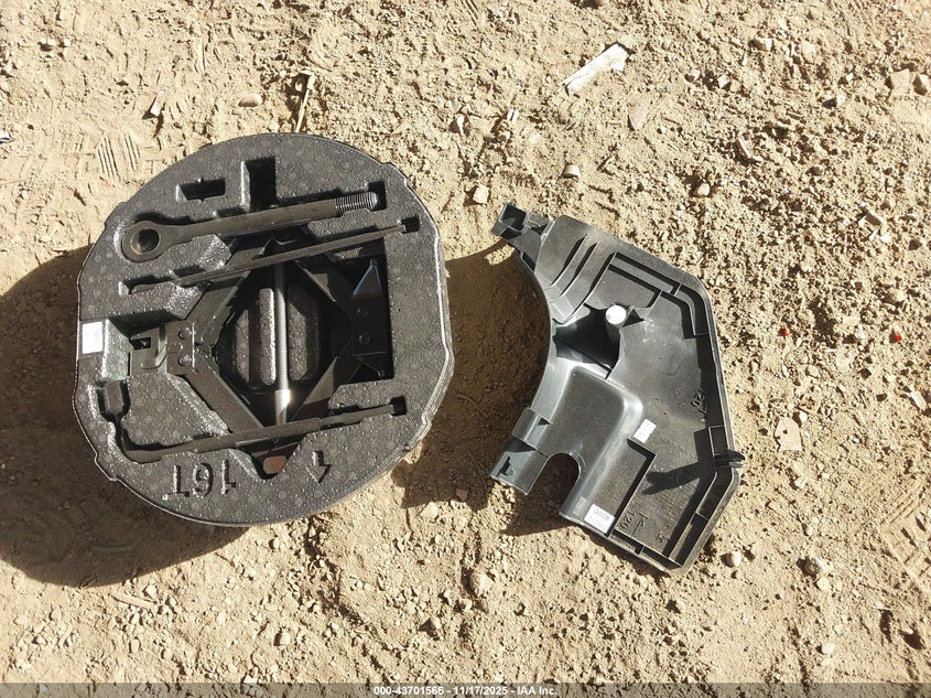 2025 Kia Seltos Ex VIN: KNDER2AA5S7676694 Lot: 43701566