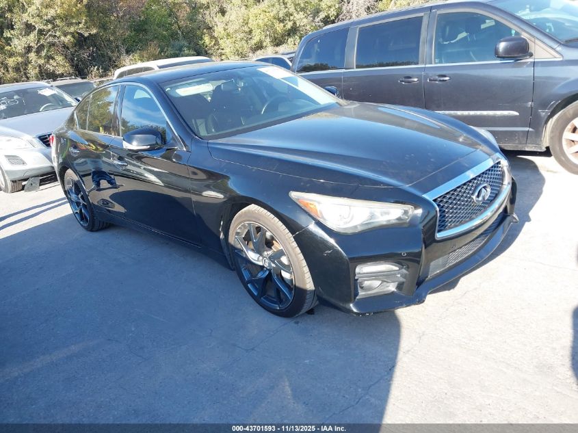 INFINITI Q50 SPORT