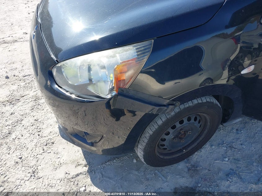 2015 Mitsubishi Mirage De/Rf VIN: ML32A3HJ1FH011588 Lot: 43701610