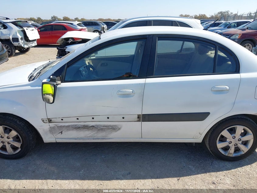 2008 Kia Rio Lx VIN: KNADE123486331881 Lot: 43701624