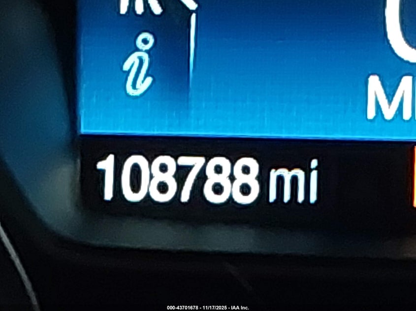 2017 Ford Escape Titanium VIN: 1FMCU9J93HUC63747 Lot: 43701678