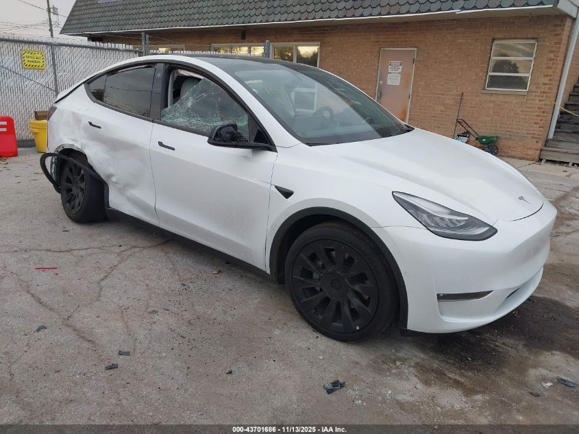 TESLA MODEL Y LONG RANGE DUAL MOTOR ALL-WHEEL DRIVE