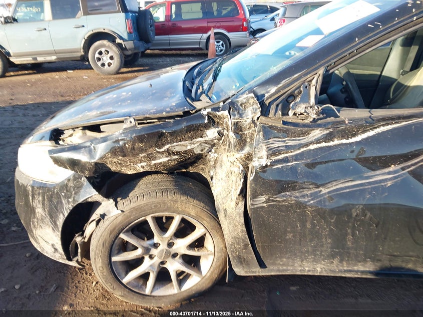 2013 Dodge Dart Sxt VIN: 1C3CDFBA3DD211240 Lot: 43701714