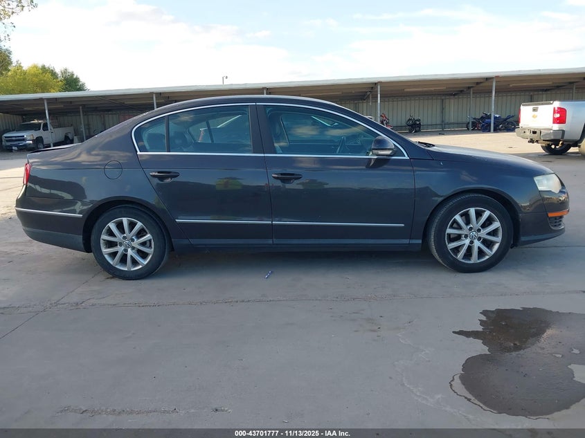 2008 Volkswagen Passat Turbo VIN: WVWJK73C48P054806 Lot: 43701777