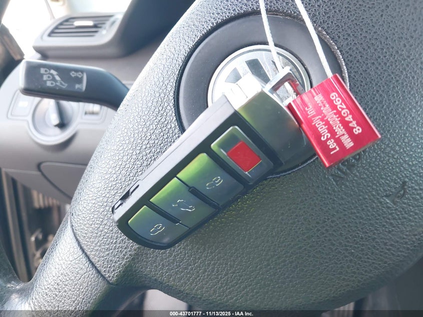 2008 Volkswagen Passat Turbo VIN: WVWJK73C48P054806 Lot: 43701777