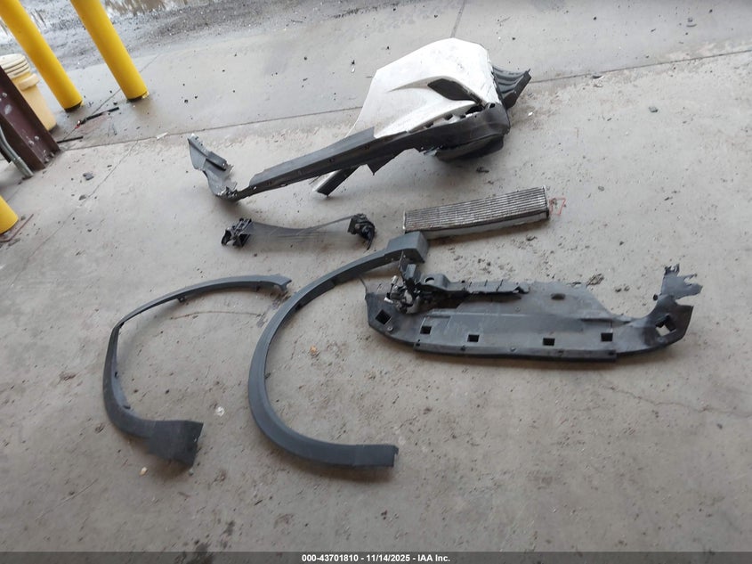 2022 Mazda Cx-9 Touring VIN: JM3TCBCY2N0605430 Lot: 43701810