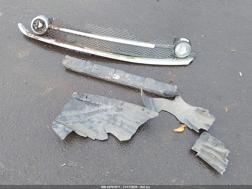 2002 Volkswagen New Beetle Sport VIN: 3VWED21C82M448160 Lot: 43701817