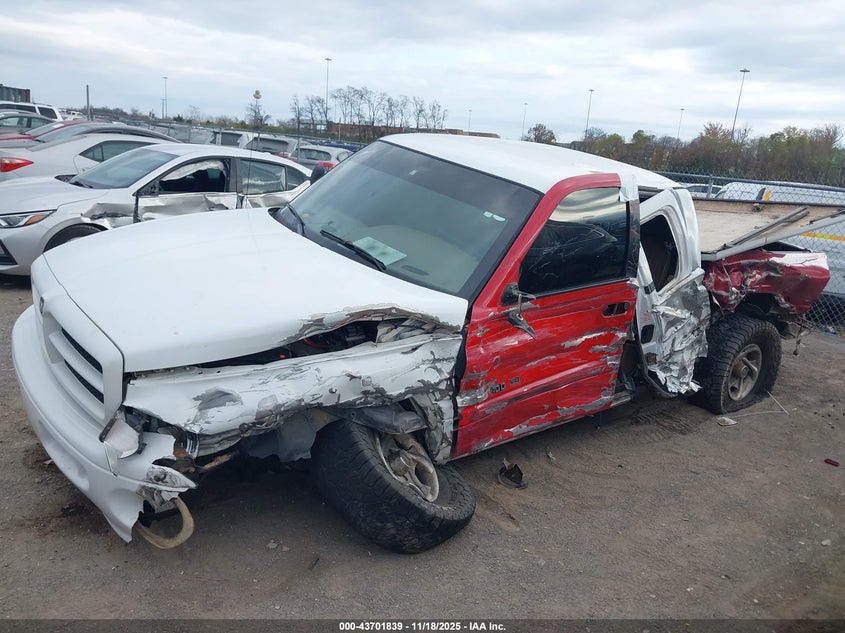 2000 Dodge Ram 1500 St VIN: 1B7HF13Z7YJ180746 Lot: 43701839