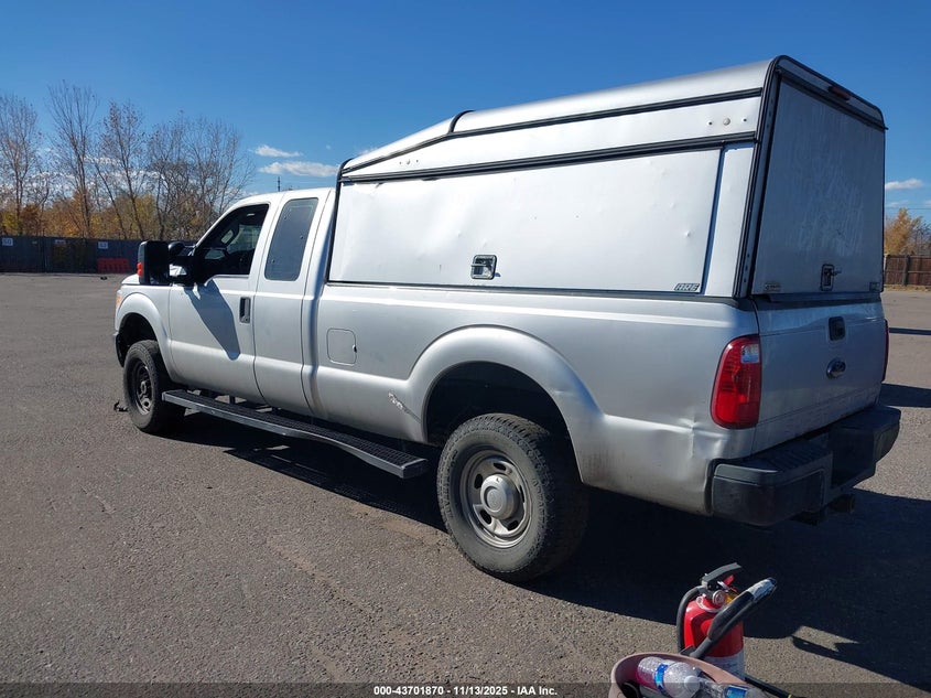 1FT8X3B69FEA47007 2015 FORD F350 photo no. 3
