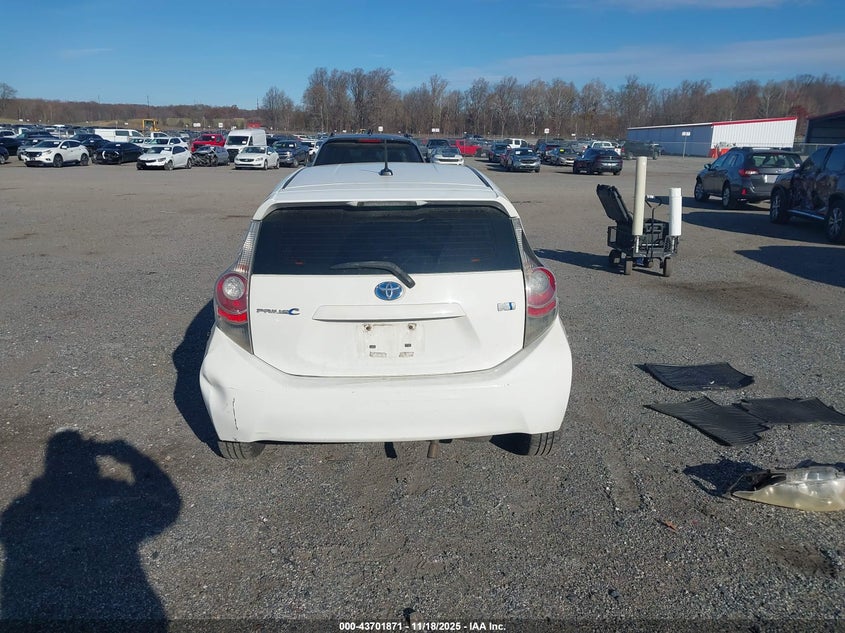 2012 Toyota Prius C Three VIN: JTDKDTB31C1001453 Lot: 43701871