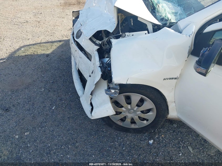 2012 Toyota Prius C Three VIN: JTDKDTB31C1001453 Lot: 43701871