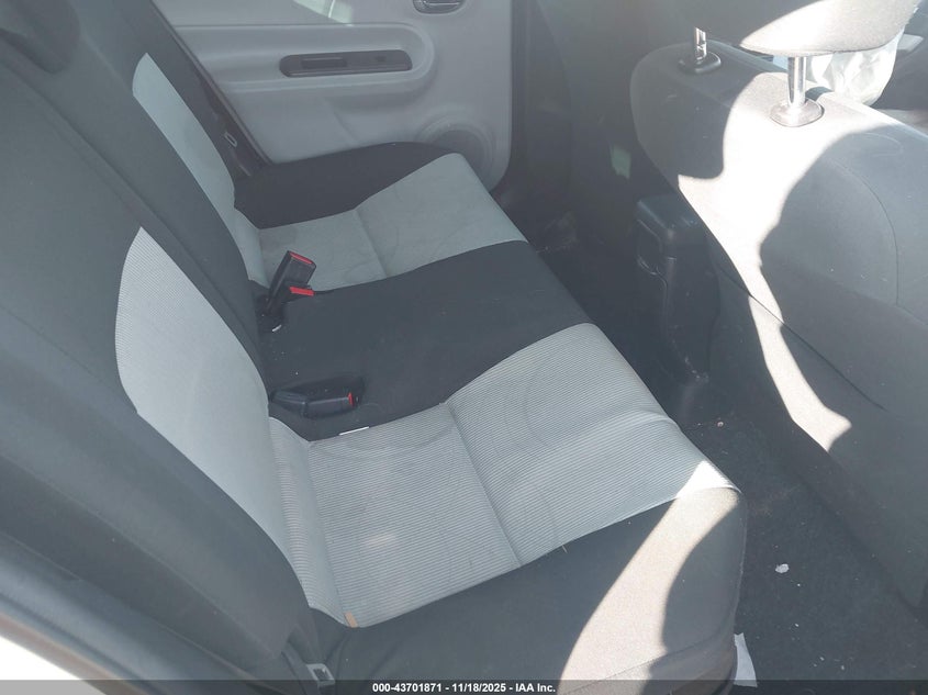 2012 Toyota Prius C Three VIN: JTDKDTB31C1001453 Lot: 43701871