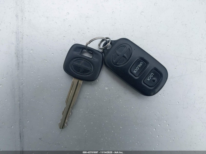 2005 Scion Xb VIN: JTLKT324450182542 Lot: 43701897