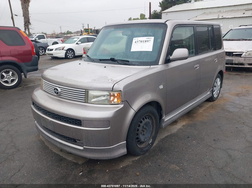 JTLKT324450182542 2005 SCION XB photo no. 2