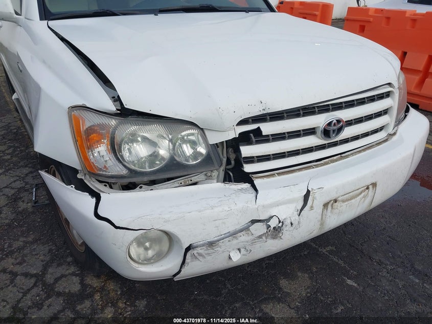 JTEHF21A230129622 2003 TOYOTA HIGHLANDER photo no. 6