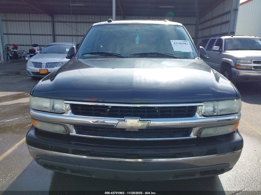 2005 Chevrolet Suburban 1500 Lt VIN: 3GNEC16Z95G108233 Lot: 43701983