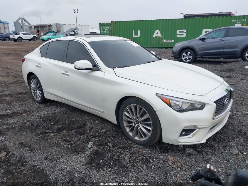 INFINITI Q50 3.0T LUXE