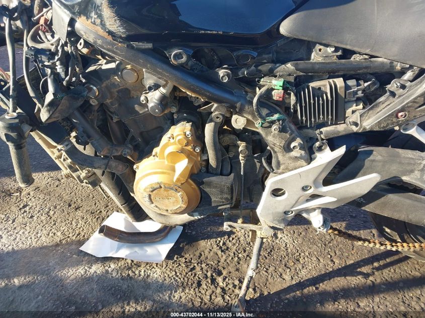 2013 Honda Cbr500 R VIN: MLHPC4410D5000005 Lot: 43702044