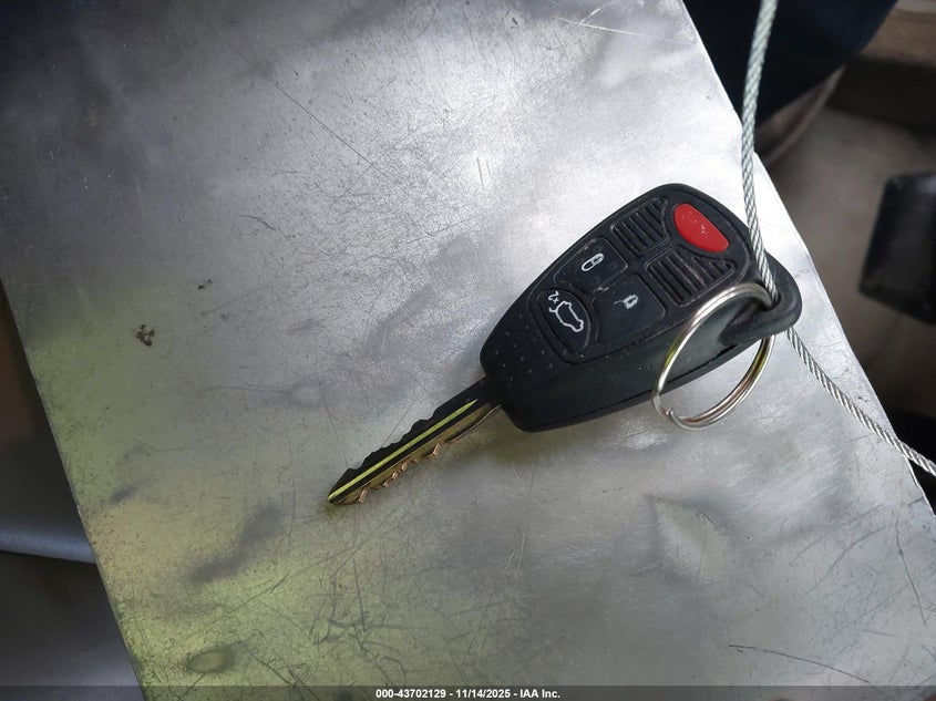 2005 Chrysler 300C VIN: 2C3JA63H75H667693 Lot: 43702129