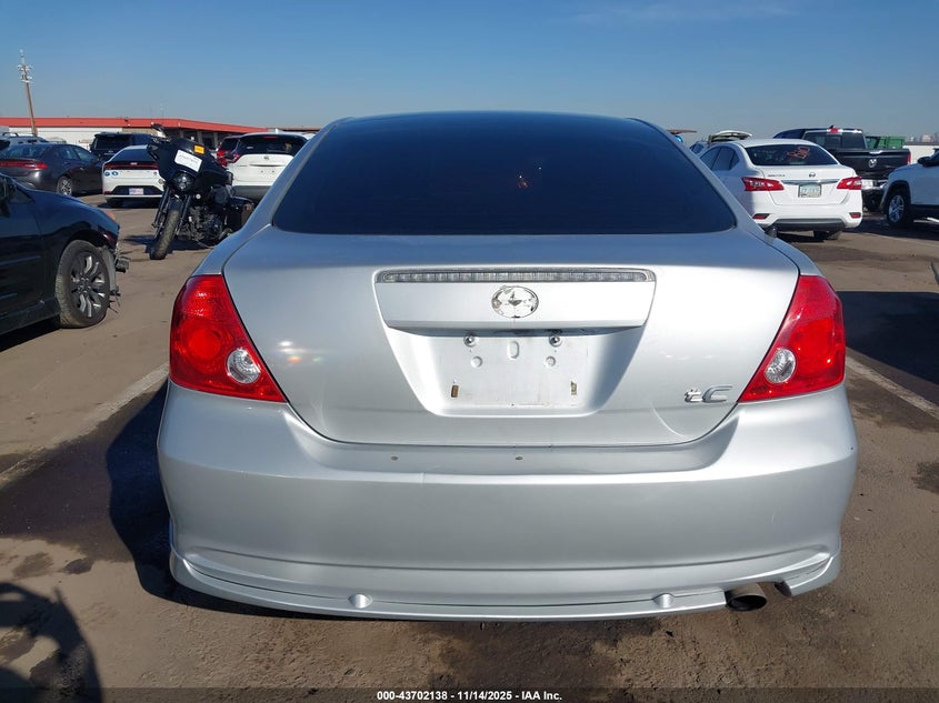 2005 Scion Tc VIN: JTKDE177450026399 Lot: 43702138