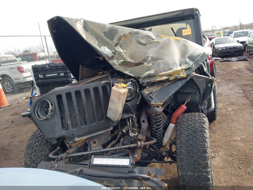 1998 Jeep Wrangler Se VIN: 1J4FY29P7WP716967 Lot: 43702141