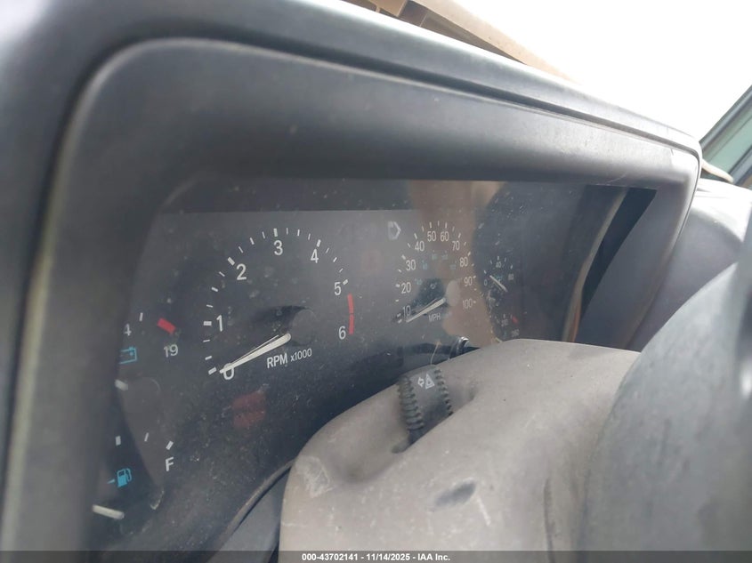 1998 Jeep Wrangler Se VIN: 1J4FY29P7WP716967 Lot: 43702141